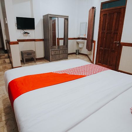 Oyo 1209 Tirtasari Nice Guesthouse Bandung Ngoại thất bức ảnh