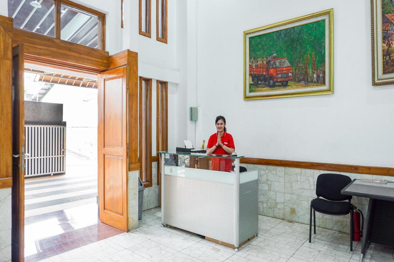 Oyo 1209 Tirtasari Nice Guesthouse Bandung Ngoại thất bức ảnh