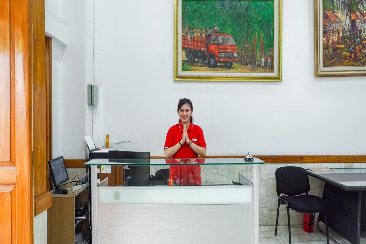 Oyo 1209 Tirtasari Nice Guesthouse Bandung Ngoại thất bức ảnh