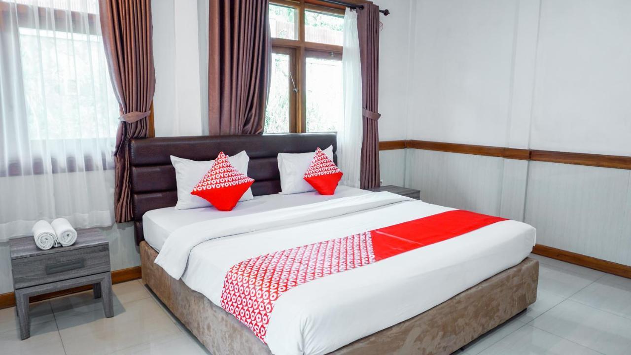 Oyo 1209 Tirtasari Nice Guesthouse Bandung Ngoại thất bức ảnh