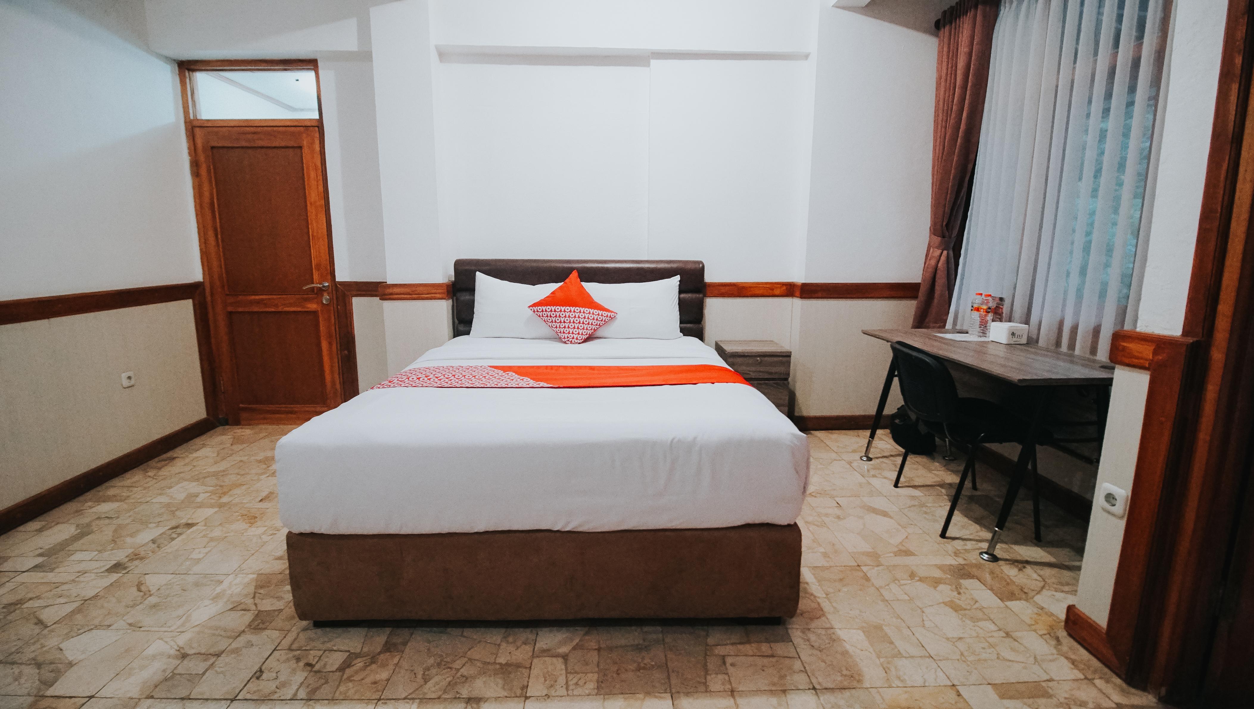 Oyo 1209 Tirtasari Nice Guesthouse Bandung Ngoại thất bức ảnh