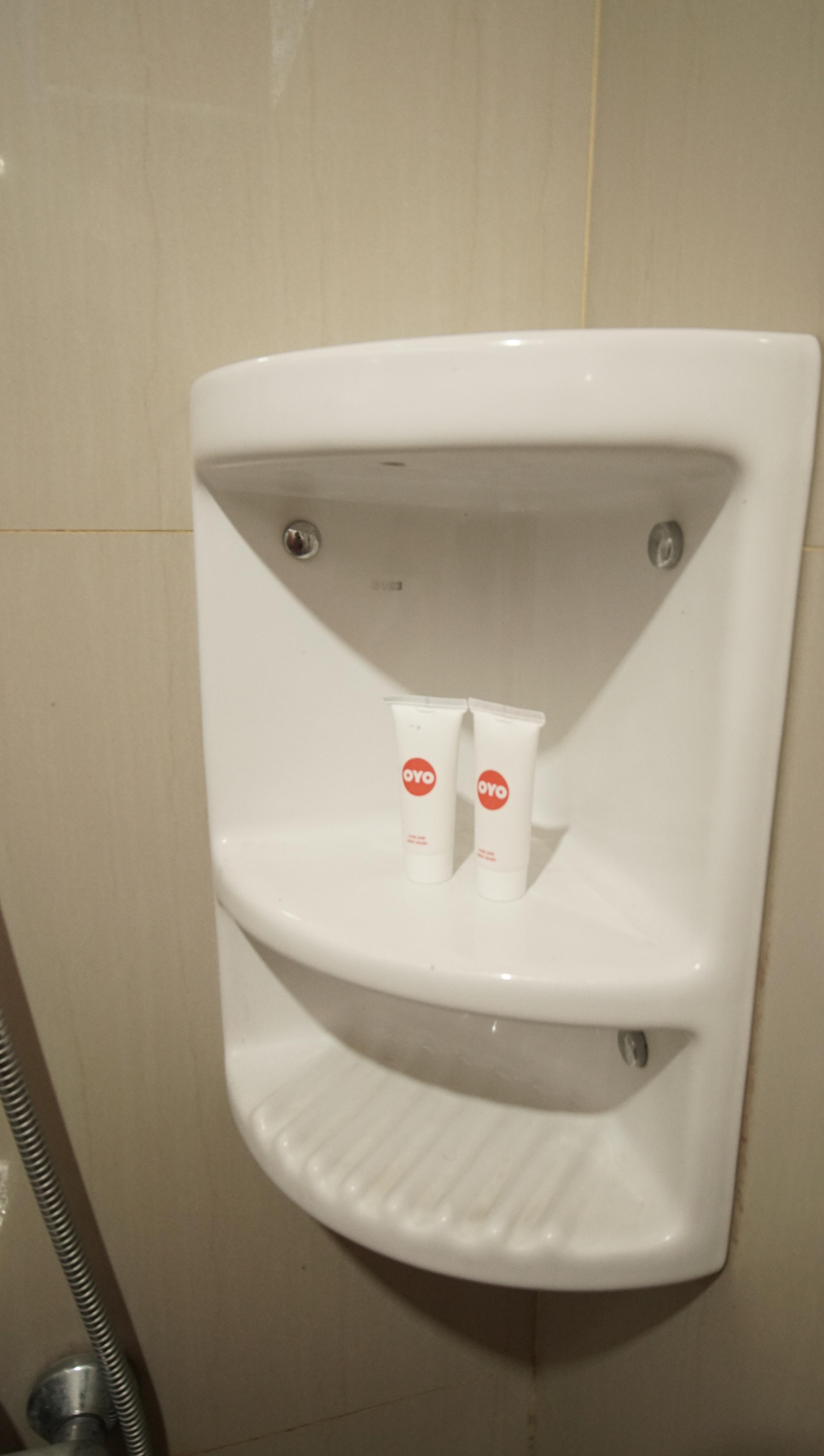 Oyo 1209 Tirtasari Nice Guesthouse Bandung Ngoại thất bức ảnh