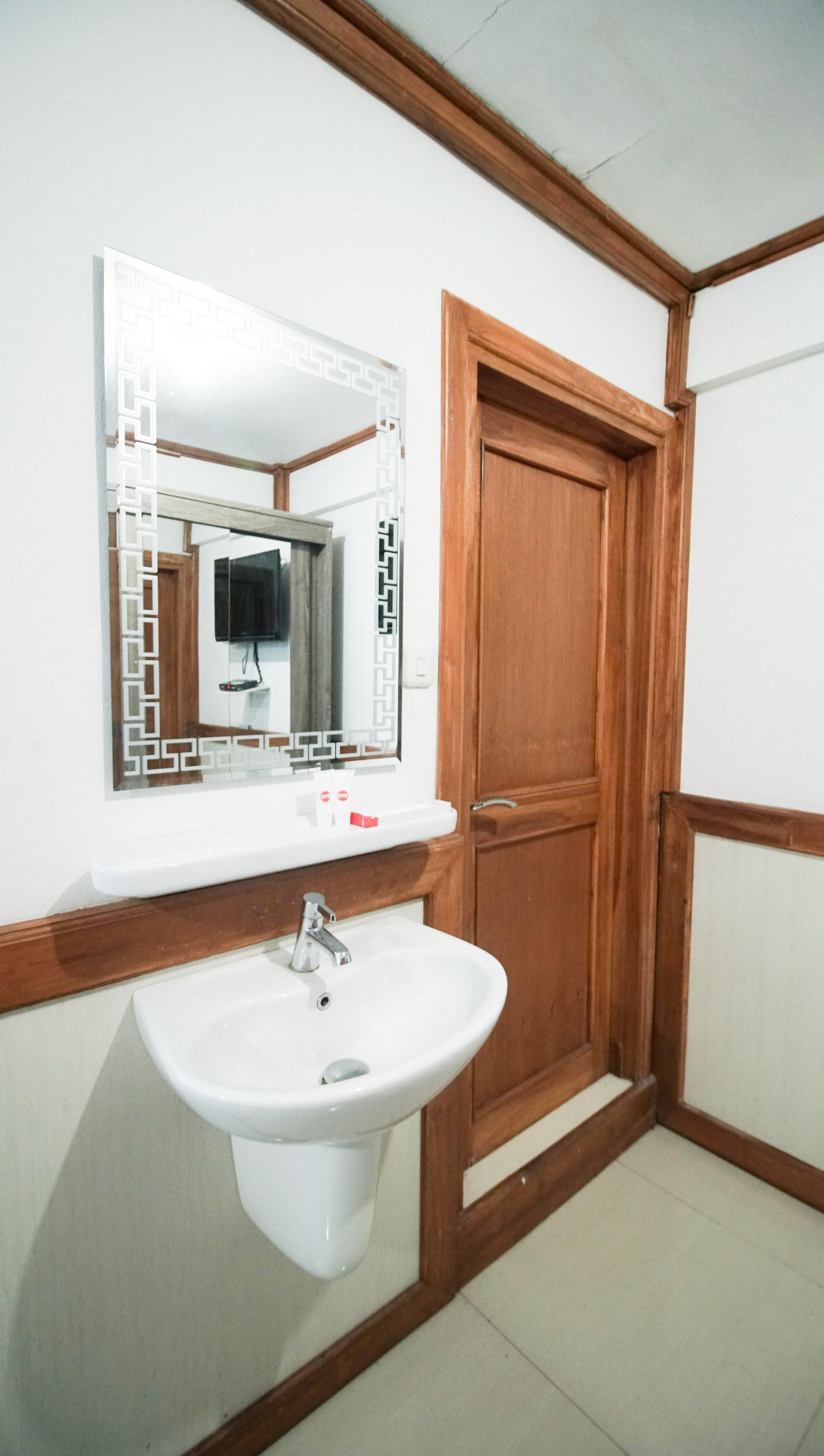 Oyo 1209 Tirtasari Nice Guesthouse Bandung Ngoại thất bức ảnh